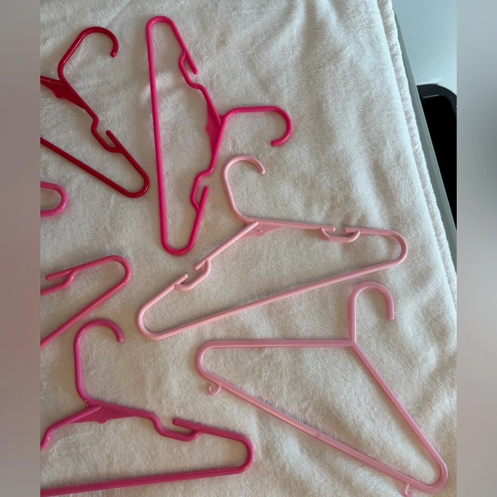 Lot of 10 Mixed Pink Plastic Children’s Hangers